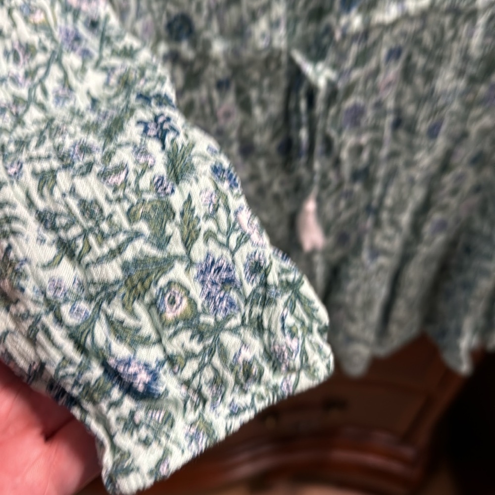 EUC LOFT Elegant Floral Blue and Green Swim Suit Cover up, size small - Picture 4 of 5